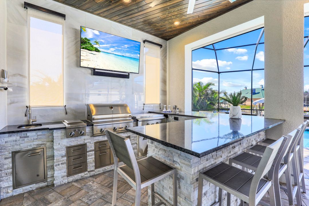 3518 Oasis Blvd, Cape Coral, FL 33914