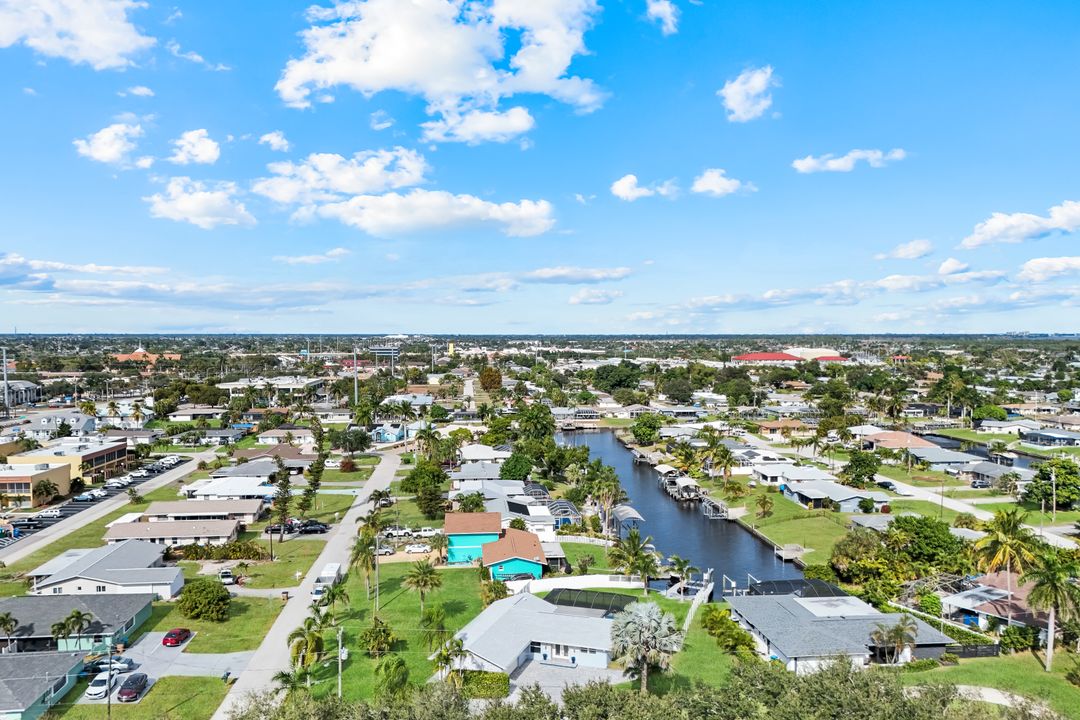 1621 SE 29th Terrace, Cape Coral, FL 33904