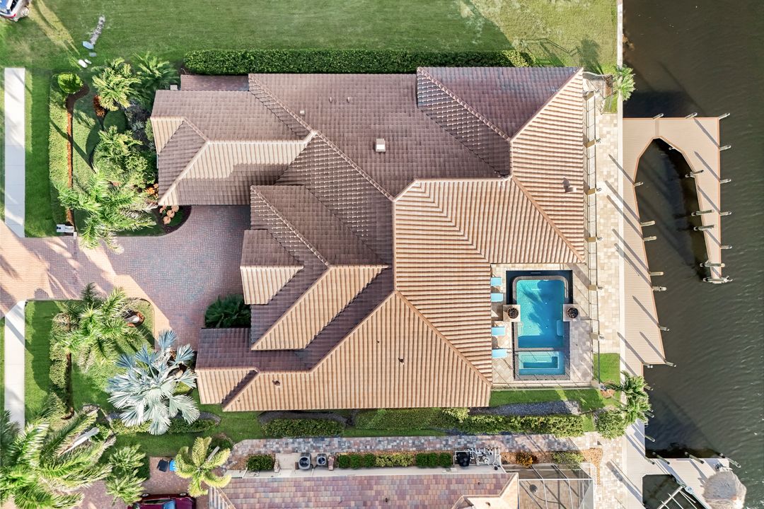 2304 El Dorado Pkwy W, Cape Coral, FL 33914