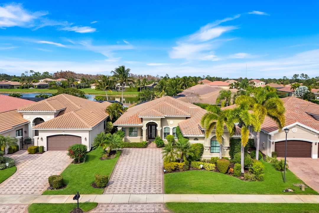 3917 Glacier Ct, Naples, FL 34119