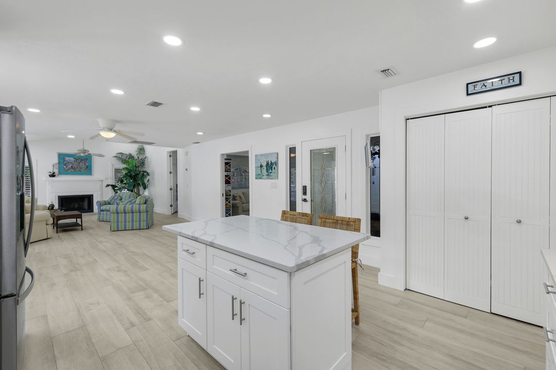 12286 McGregor Woods Cir, Fort Myers, FL 33908