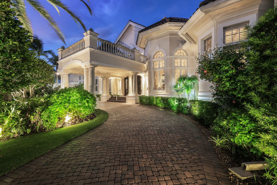 490 Renard Ct, Marco Island, FL 34145