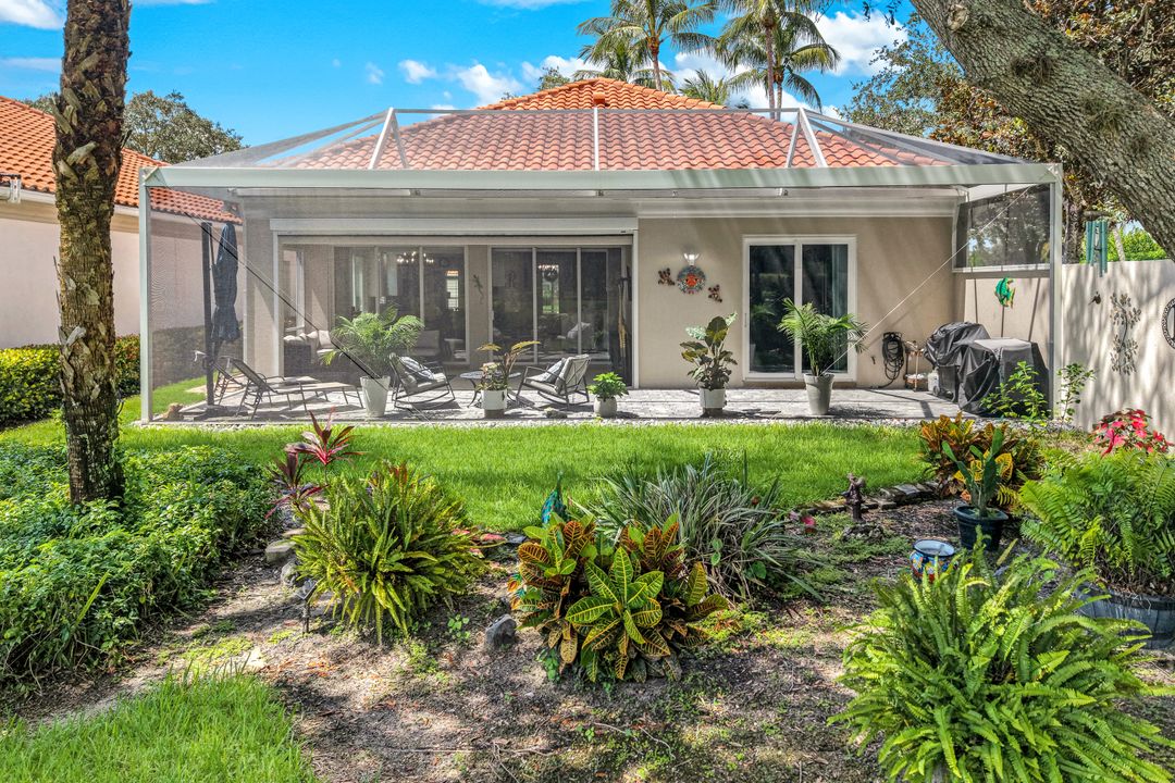 4402 Prescott Ln, Naples, FL 34119