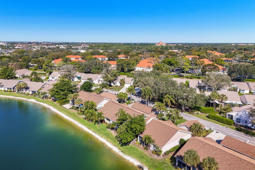 2626 Sailors Way, Naples, FL 34109