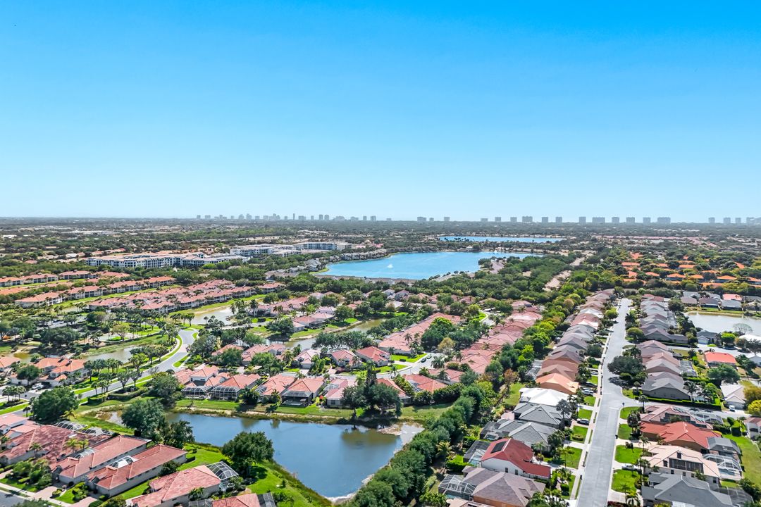 3232 Sundance Cir, Naples, FL 34109