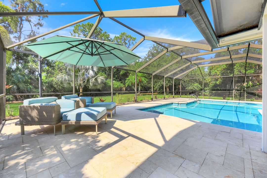 2209 Noble Ct, Naples, FL 34110