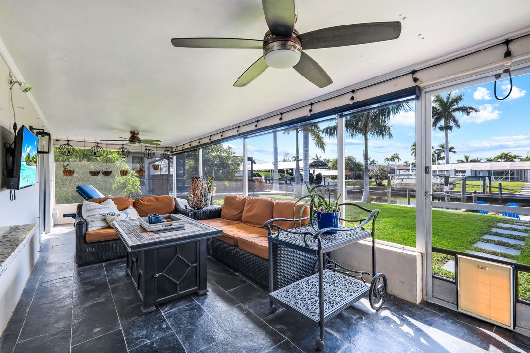 5614 De Soto Ct, Cape Coral, FL 33904