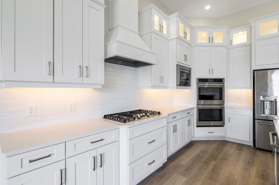 15460 Turin Dr, Naples, FL 34114