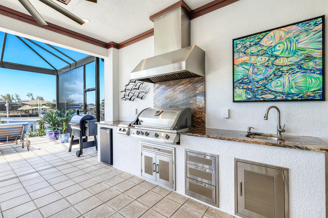 128 NW 39th Ave, Cape Coral, FL 33993