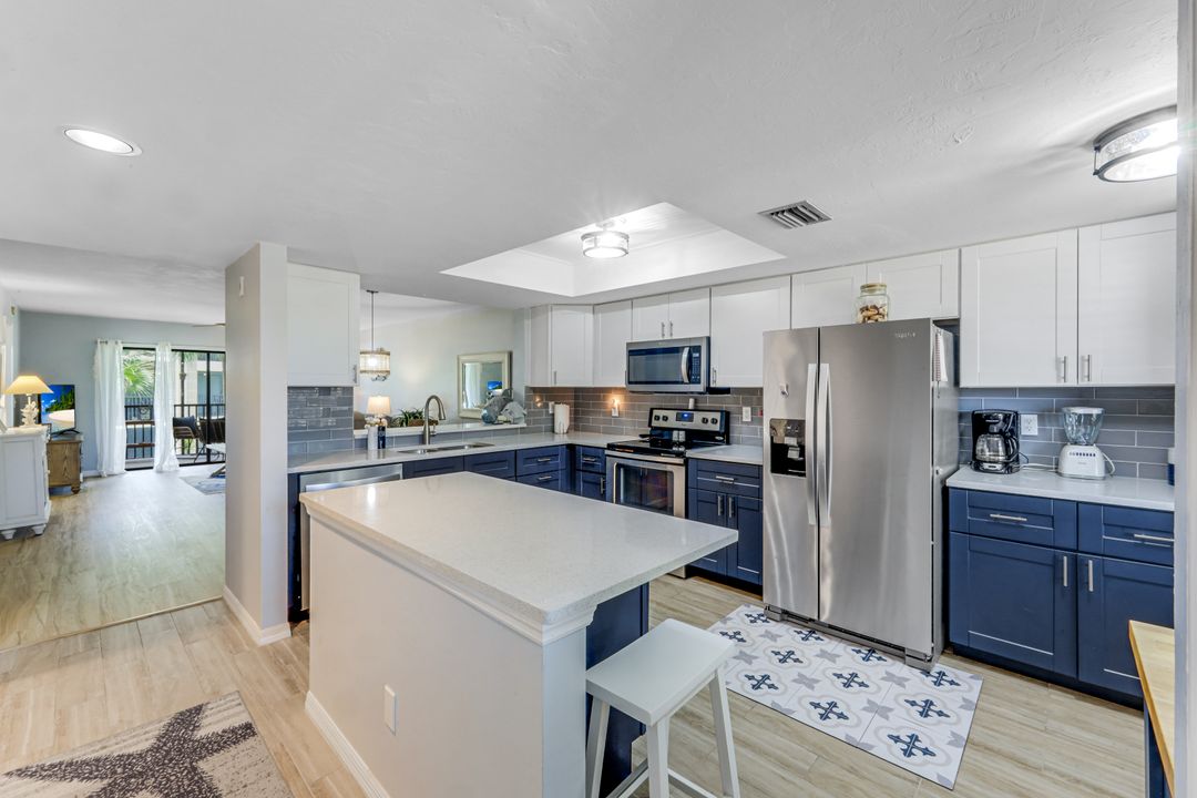 12601 Kelly Sands Way #411, Fort Myers, FL 33908