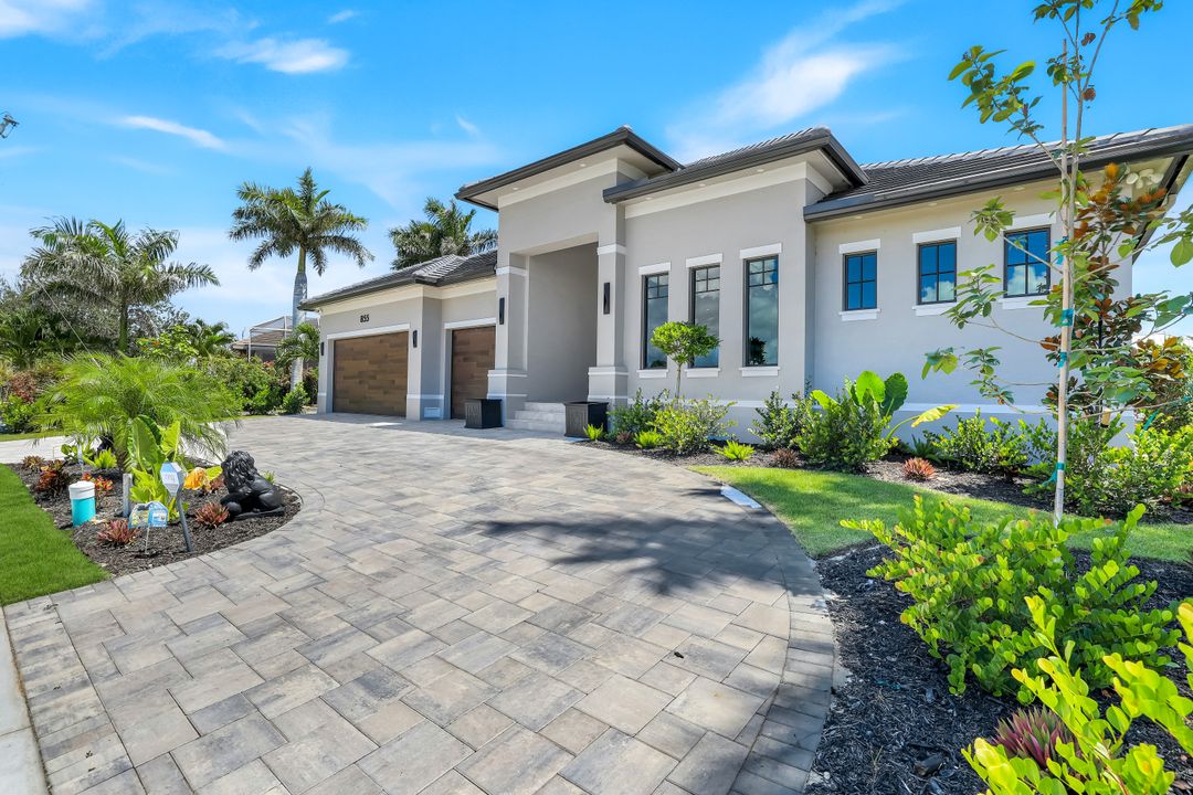 855 Old Marco Ln, Marco Island, FL 34145