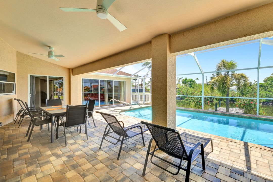 3317 SW 5th Pl, Cape Coral, FL 33914