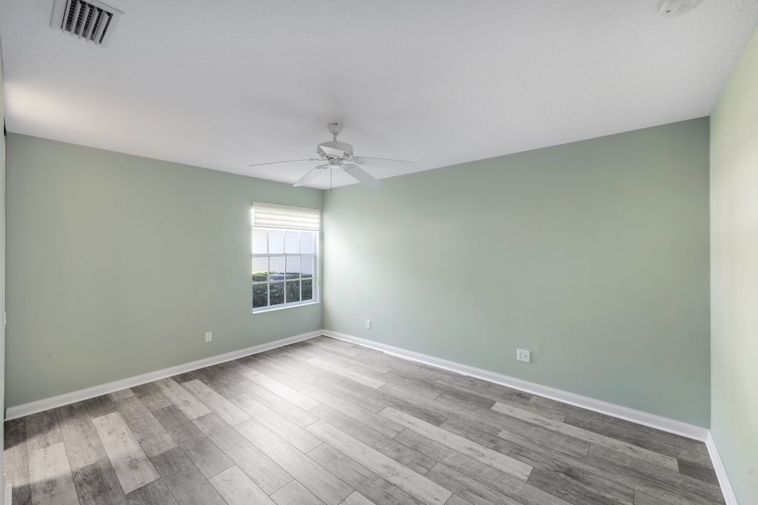 3239 Barbados Ln, Naples, FL 34119