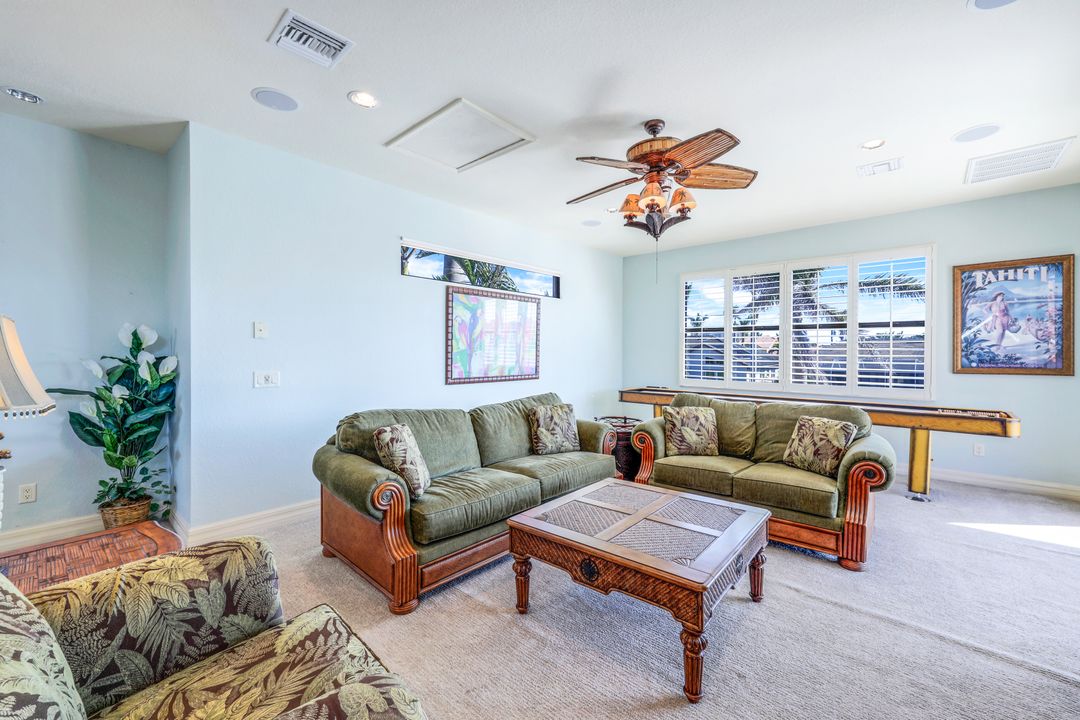 1512 El Dorado Pkwy W, Cape Coral, FL 33914