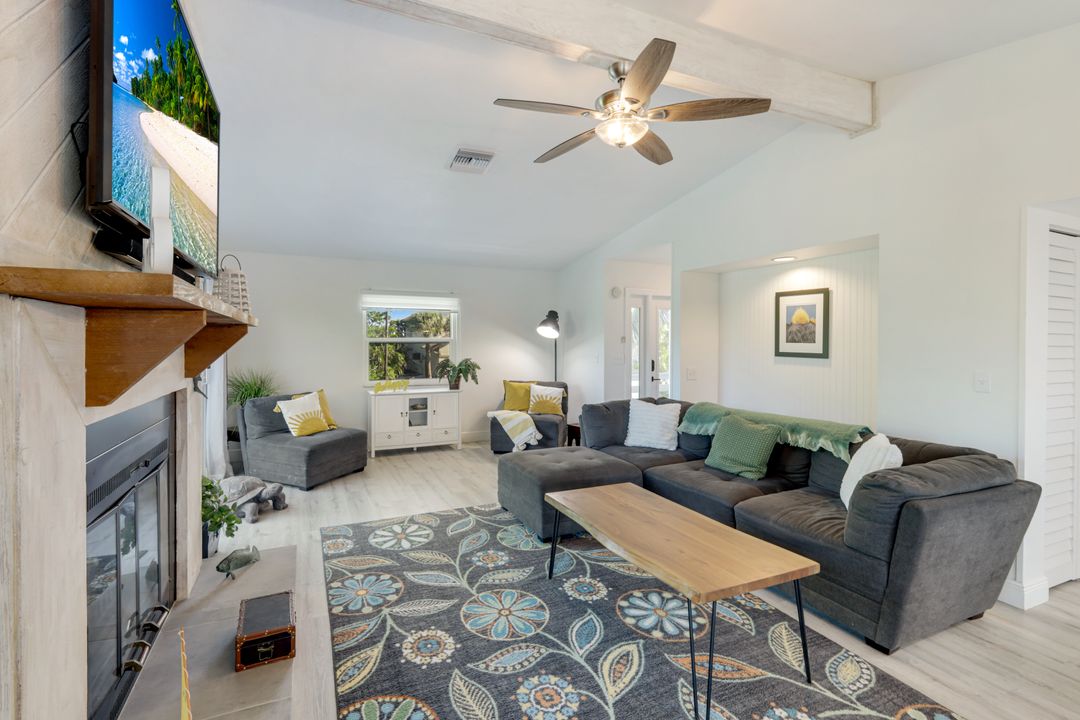 1752 Serenity Ln, Sanibel, FL 33957