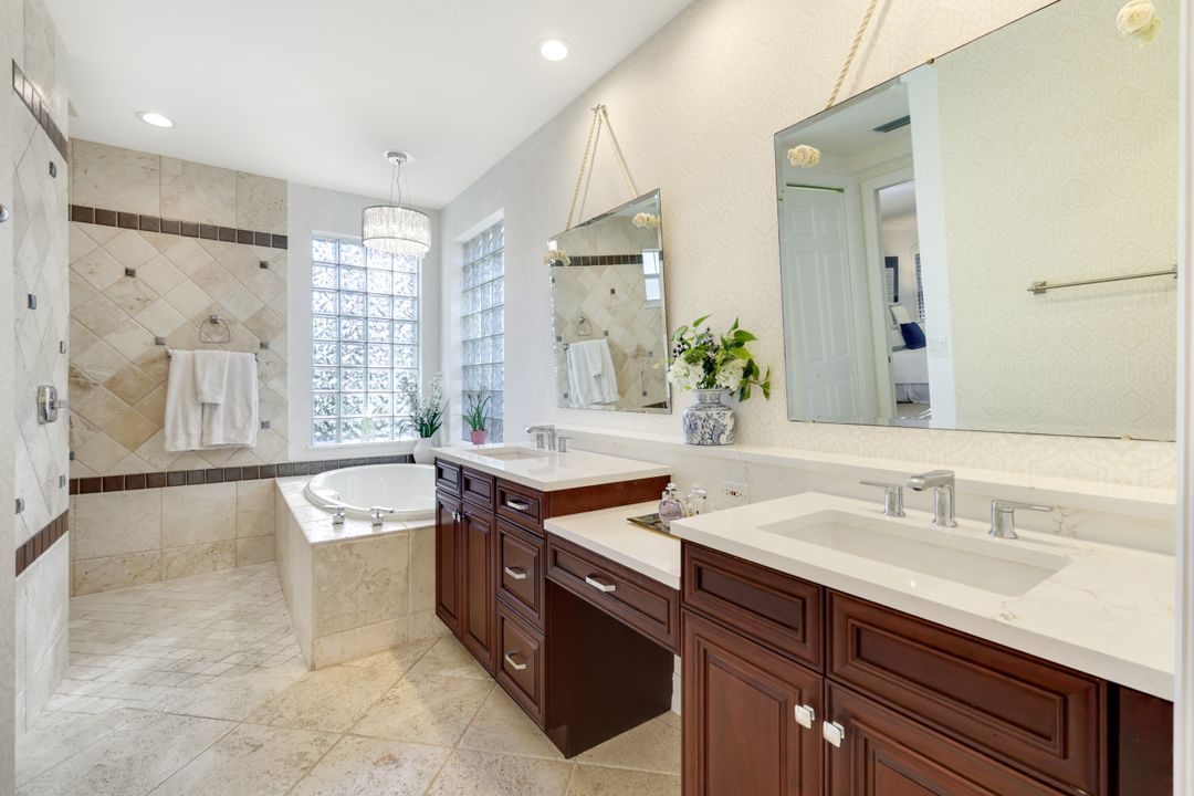 2868 Tiburon Blvd E #101, Naples, FL 34109