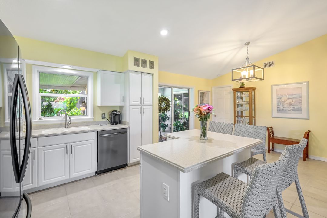 213 SW 38th Terrace, Cape Coral, FL 33914