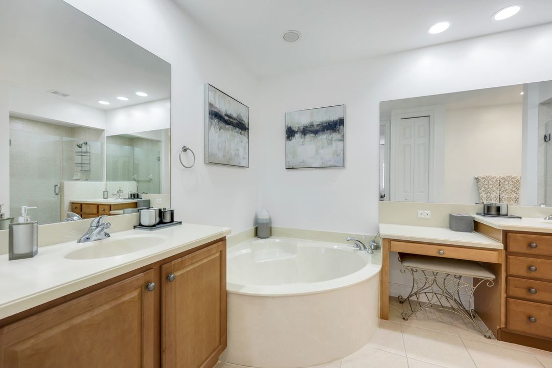 10220 Bellavista Cir #1402, Miromar Lakes, FL 33913