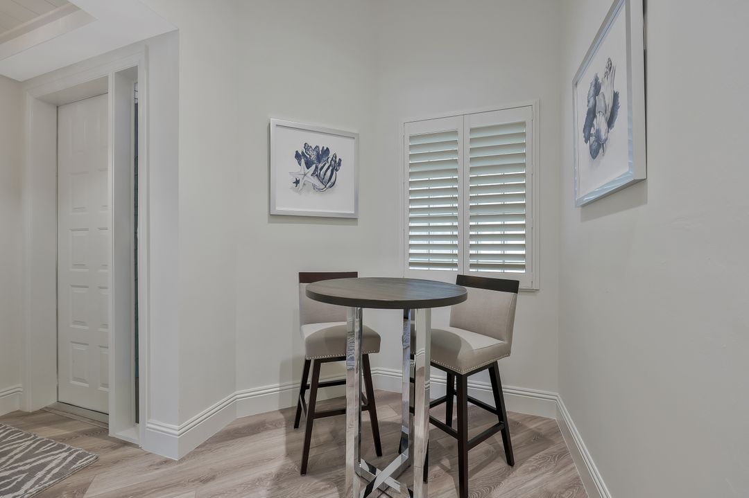 831 Sailaway Ln #203, Naples, FL 34108
