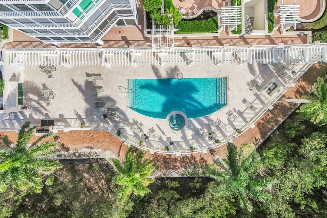 265 Indies Way #302, Naples, FL 34110