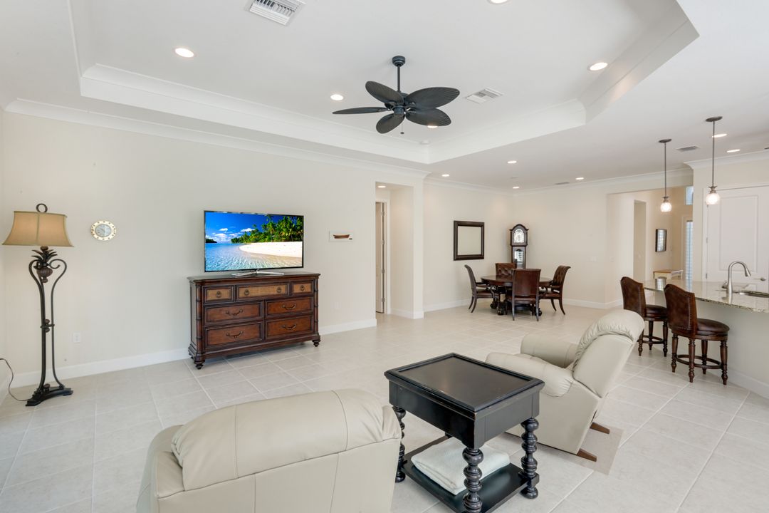 28564 Twain Dr, Bonita Springs, FL 34135