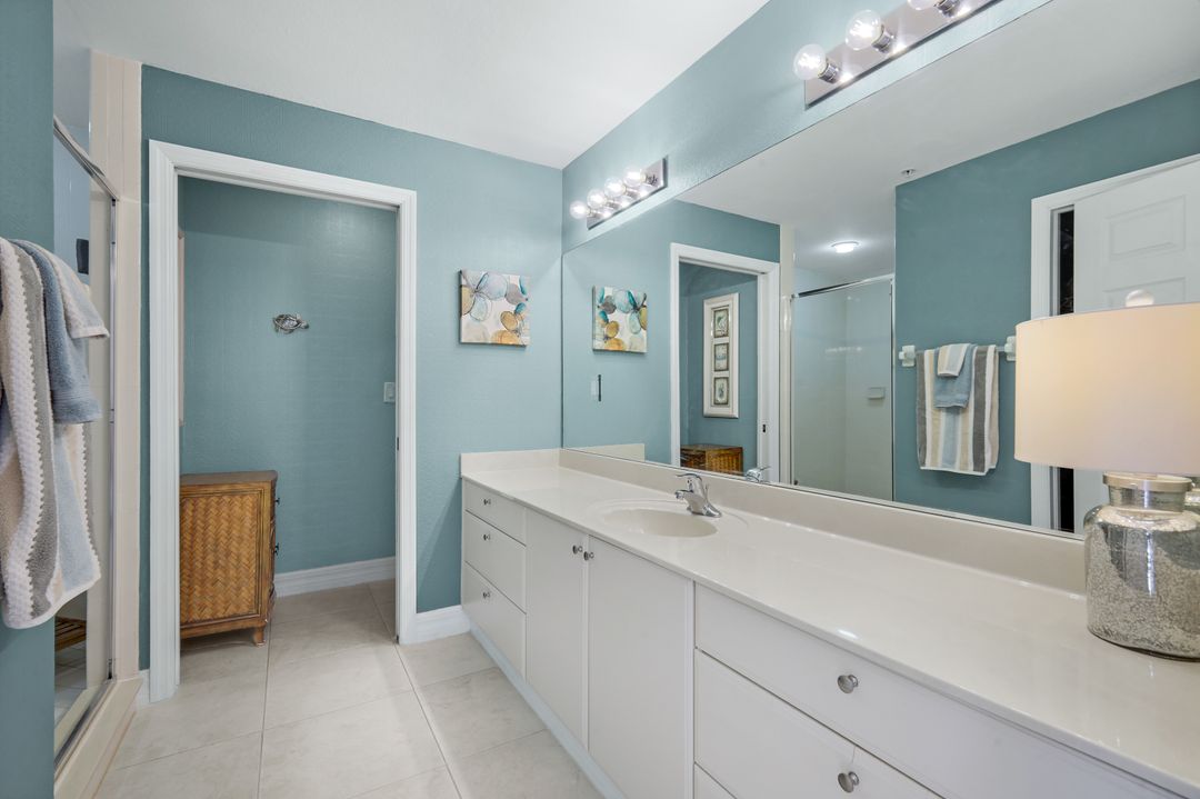 4500 Botanical Pl Cir #107, Naples, FL 34112