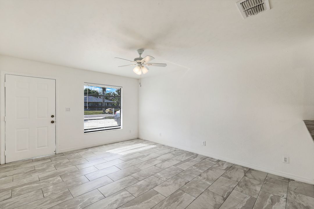 2208 Iris Way, Fort Myers, FL 33905
