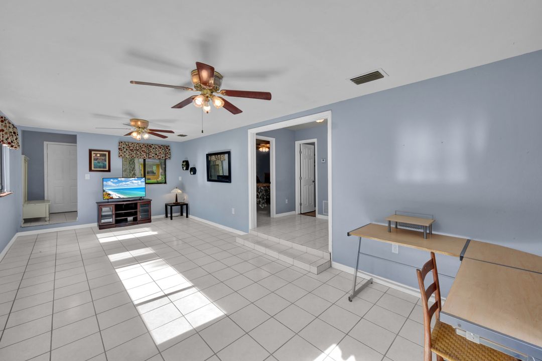 18200 Elmwood Dr, Alva, FL 33920