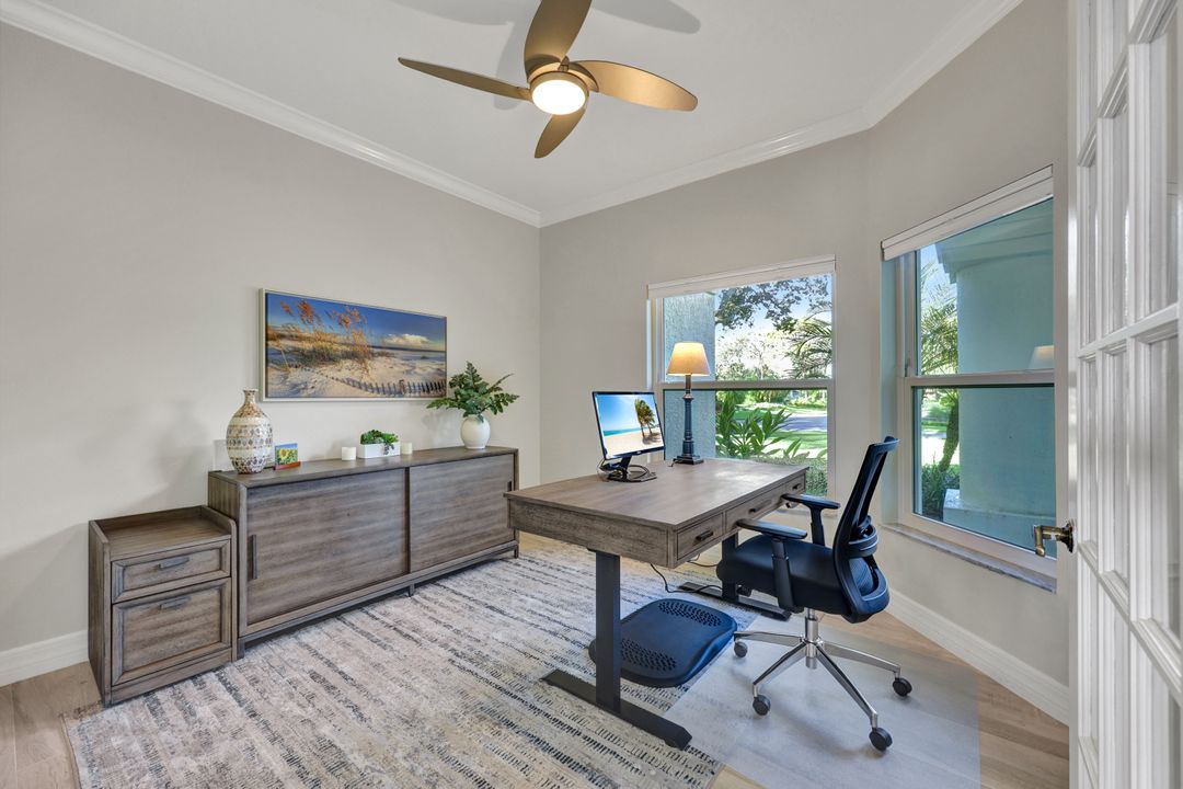25011 Goldcrest Dr, Bonita Springs, FL 34134