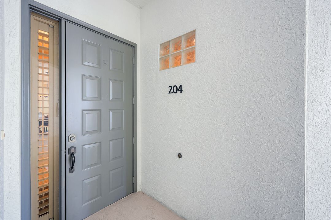 775 Bentwater Cir #204, Naples, FL 34108