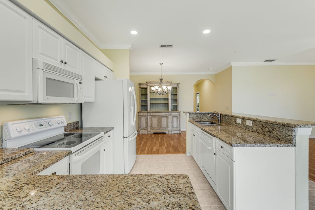 1787 Morning Sun Ln, Naples, FL 34119