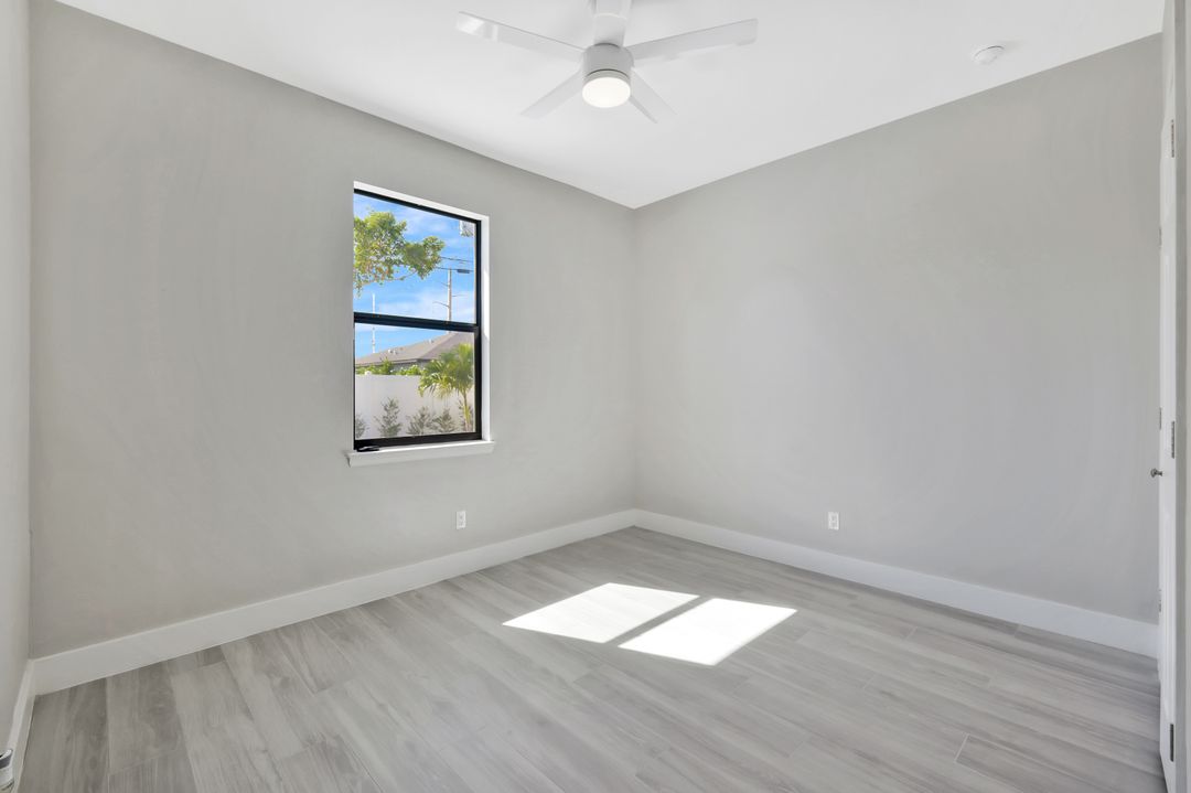 1918 SW 30th St, Cape Coral, FL 33914