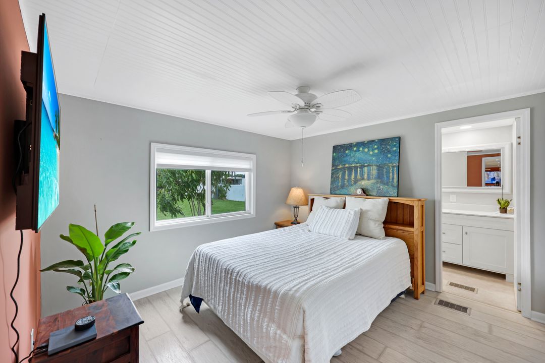 27365 Joann Dr, Bonita Springs, FL 34135