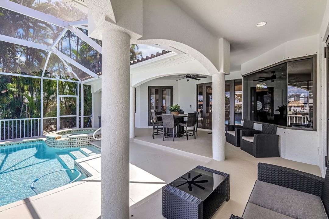 3917 SE 19th Ave, Cape Coral, FL 33904