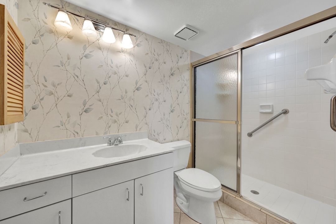 6101 Pelican Bay Blvd #201, Naples, FL 34108