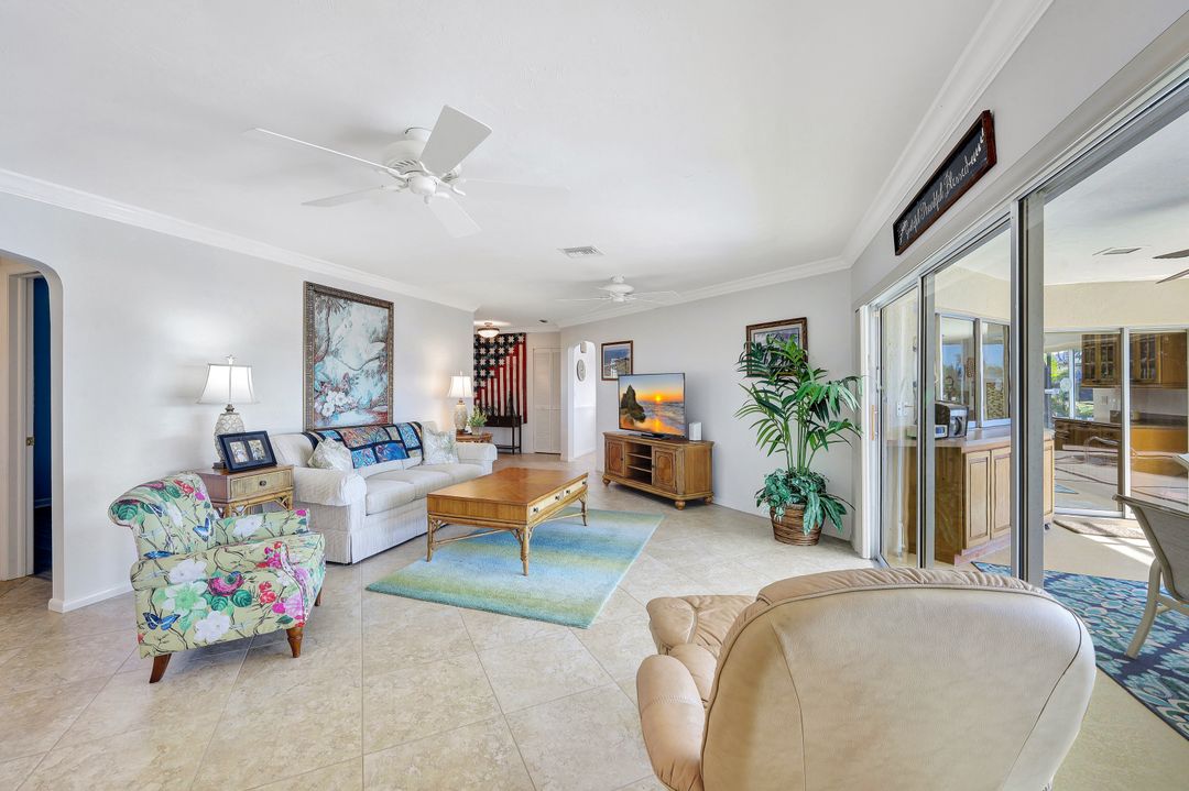 1235 Shenandoah Ct, Marco Island, FL 34145