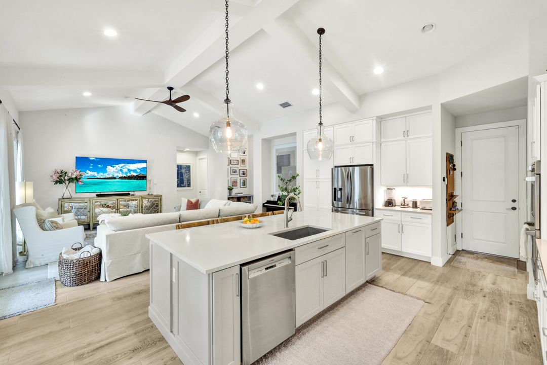 3700 11th Ave SW, Naples, FL 34117