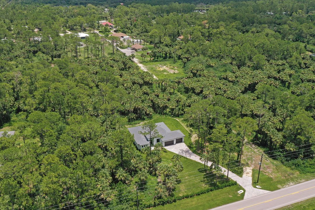 834 Wilson Blvd N, Naples, FL 34120
