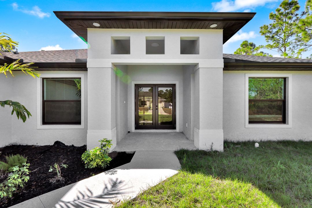 1213 Magnolia Ave, Lehigh Acres, FL 33972