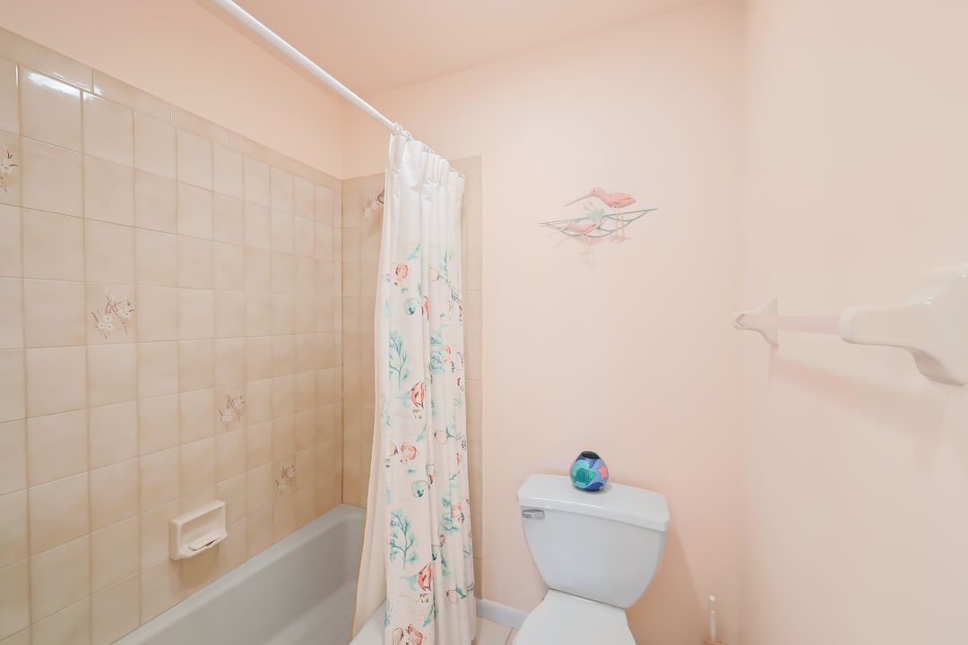 359 Bay Forest Dr  #1B, Naples, FL 34110