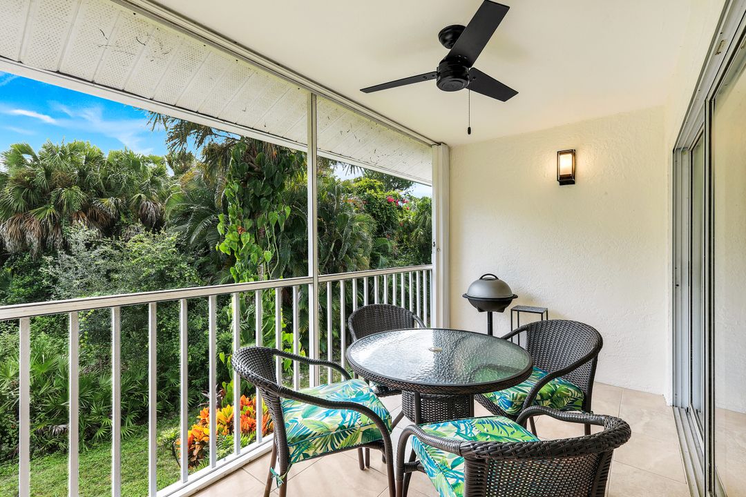 228 Belina Dr #606, Naples, FL 34104