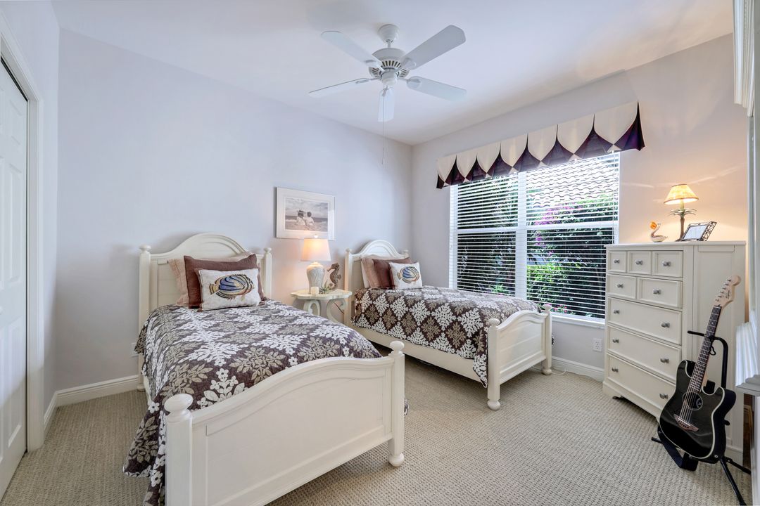 25010 Pinewater Cove Ln, Bonita Springs, FL 34134