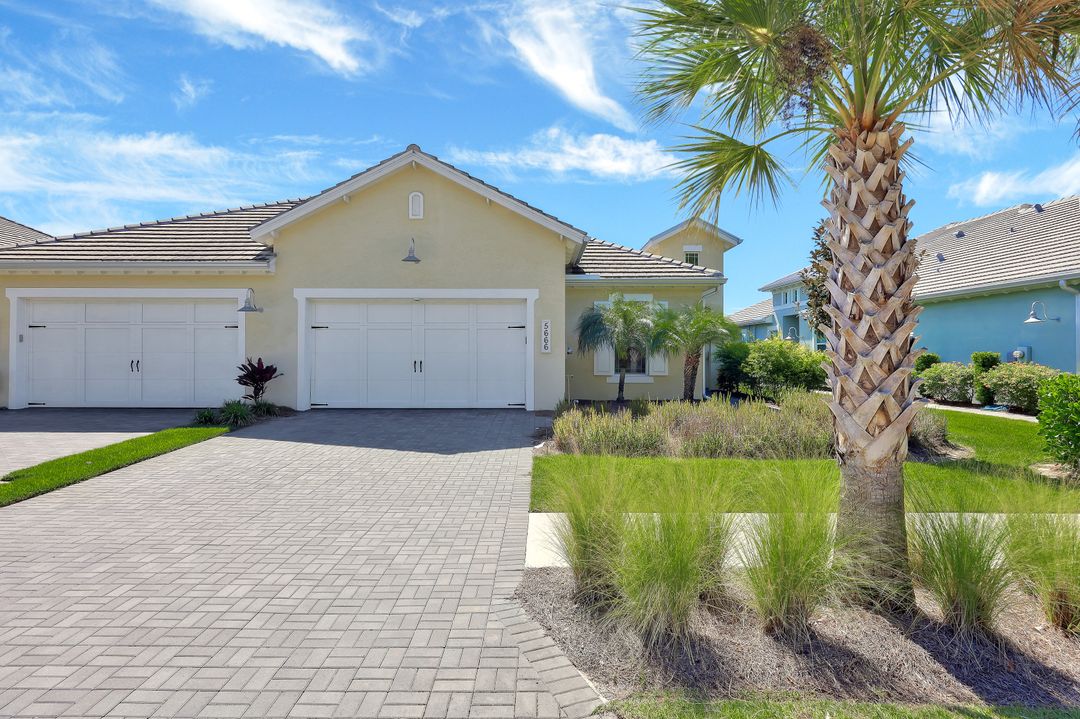 5666 Elbow Ave, Naples, FL 34113