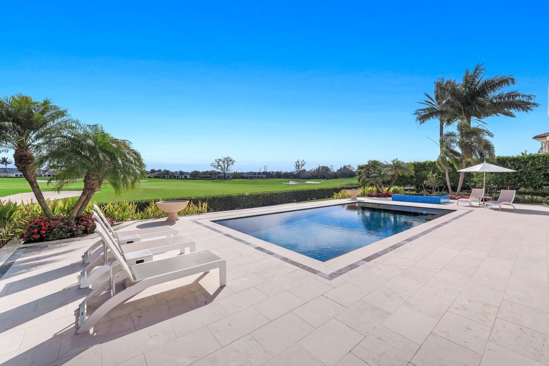 16744 Prato Way, Naples, FL 34110