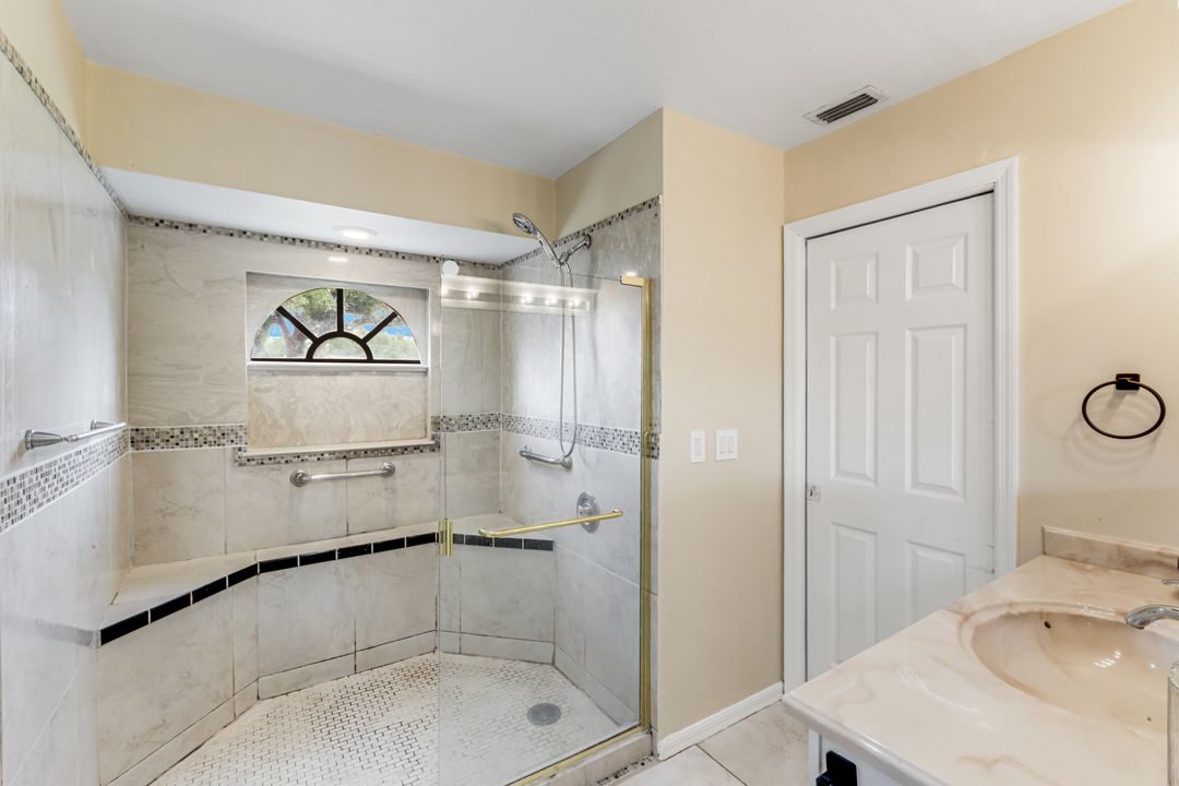 17845 Chesterfield Rd, North Fort Myers, FL 33917
