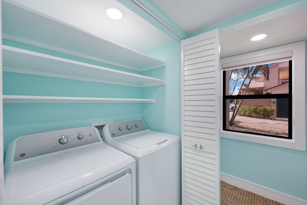 896 Buttonwood Dr #107, Fort Myers Beach, FL 33931