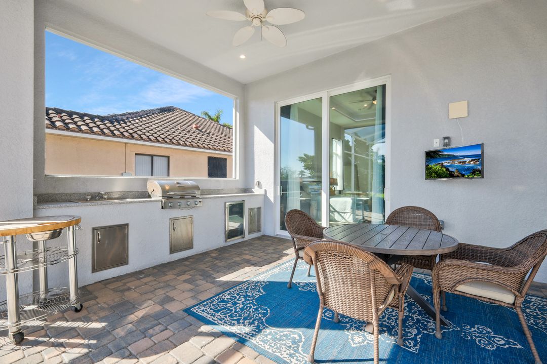 4909 Seville Ct, Cape Coral, FL 33904