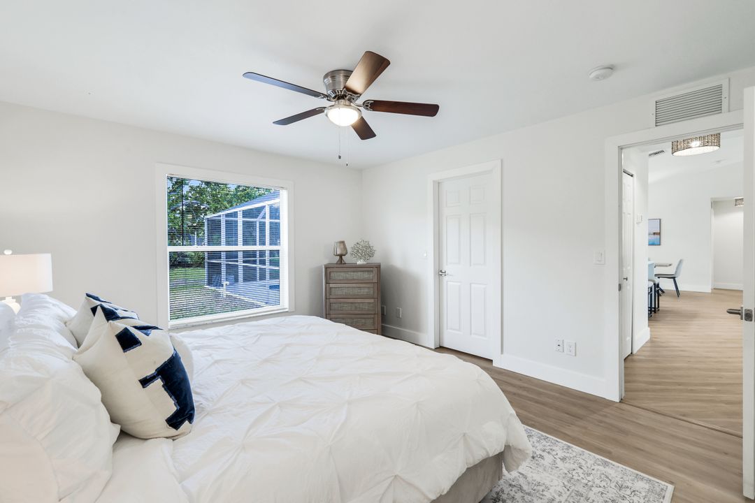 3322 Oasis Blvd, Cape Coral, FL 33914