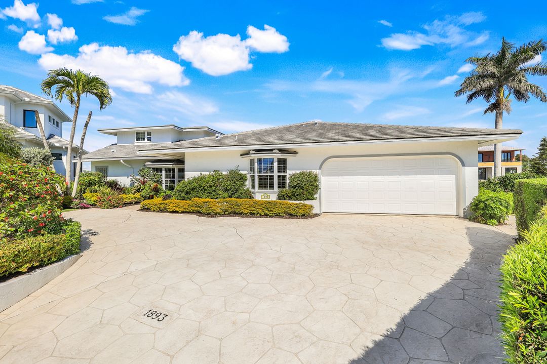 1893 Cascade Ct, Marco Island, FL 34145