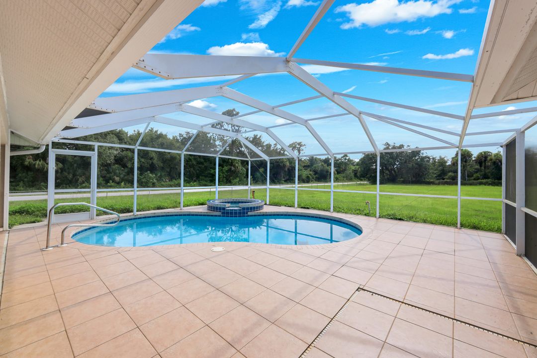 1795 Desoto Blvd S, Naples, FL 34117
